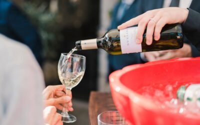 What to Do During Cocktail Hour So Guests Aren’t Just Standing Around